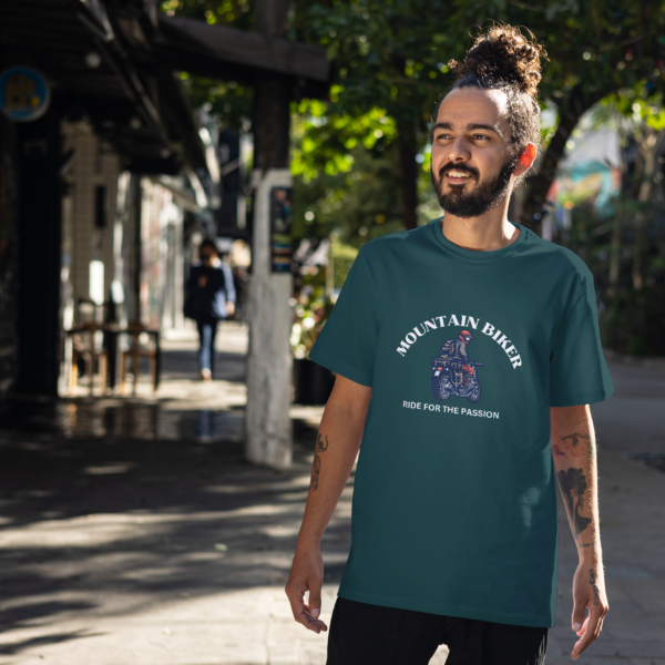 Oversized black t-shirt with the phrases "Mountain Biker" and "Ride for the Passion" printed, featuring a dynamic bike photo.