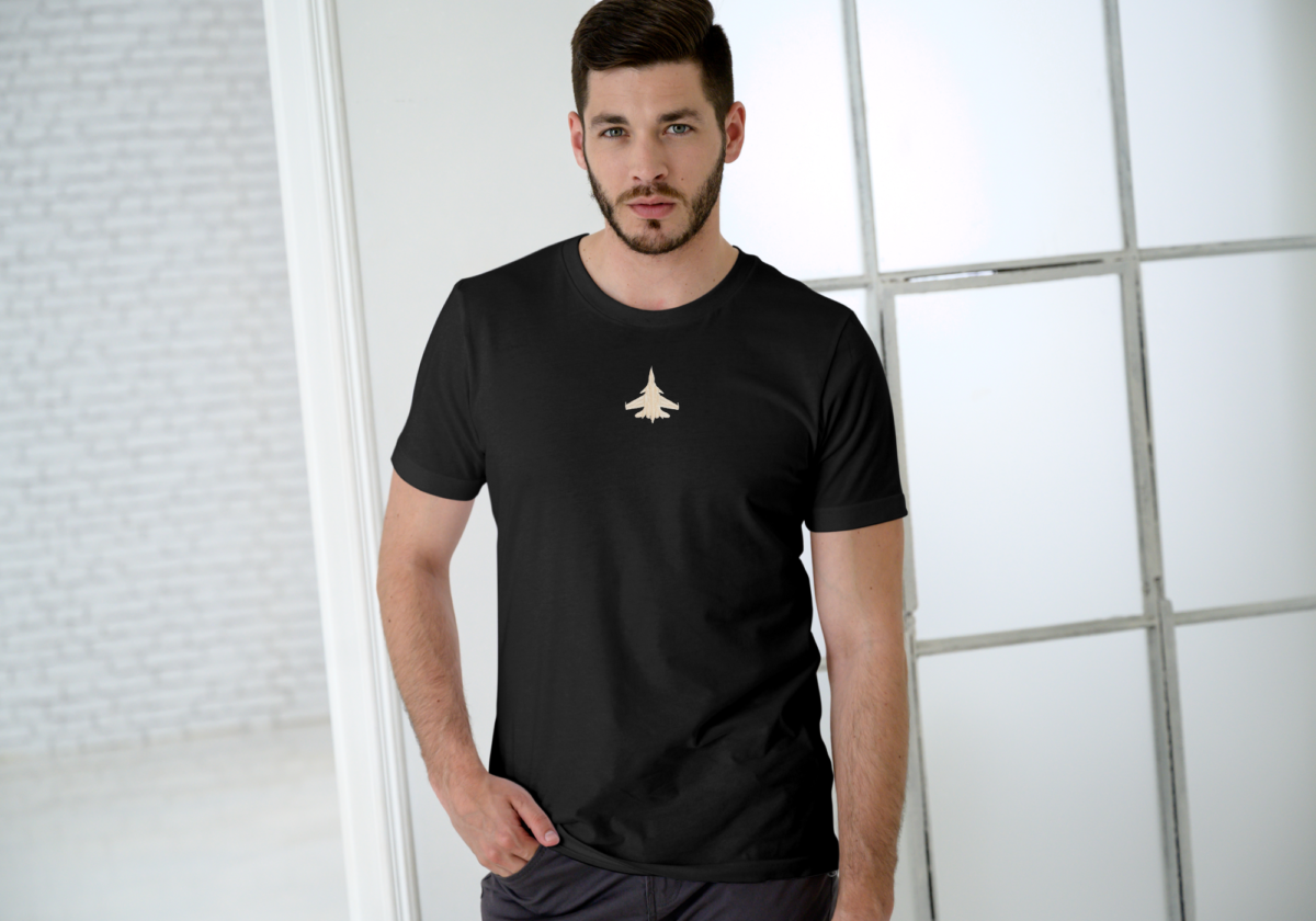 Round neck cotton t-shirt with detailed aircraft embroidery, perfect for aviation enthusiasts – comfortable and stylish design.